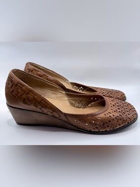 Woven Brown Leather Cutout Low Comfort Wedge Shoes Coldwater Creek Sz 10 EUC